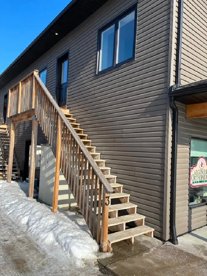 3 bedroom and 1 bathroom apartment for rent