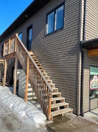 3 bedroom and 1 bathroom apartment for rent