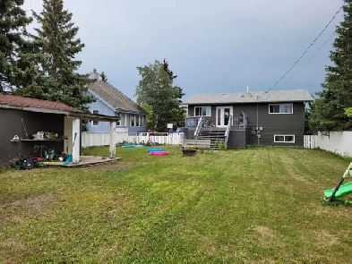 4 Bedroom House in Grimshaw