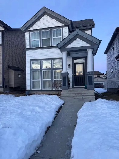 Room For rent in McConachie Image# 4