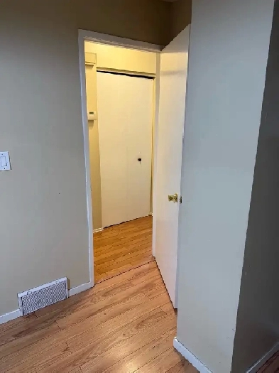 Room for rent near University Of Manitoba Image# 1