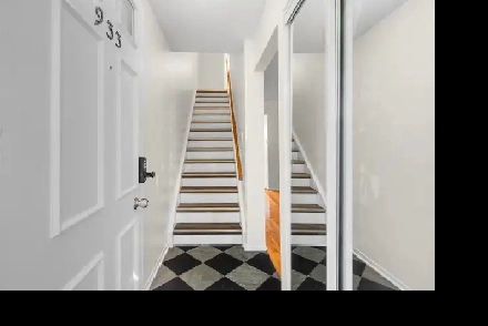 Rooms to rent walking distante to Carlenton university! Image# 1