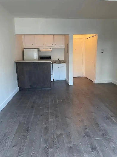 Superbe studio style loft 1 1/2, clé en main, meublé WIFI