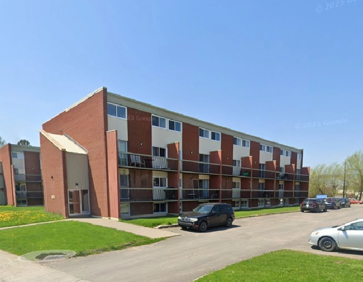 Superbe loft 1 1/2, Lévis, 1er étage LIBRE