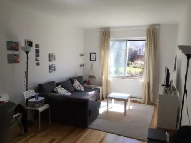 Grand 3 12 Metro Cote SaintCatherine