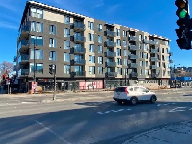 Condo 3 1-2, location moyen terme Image# 4