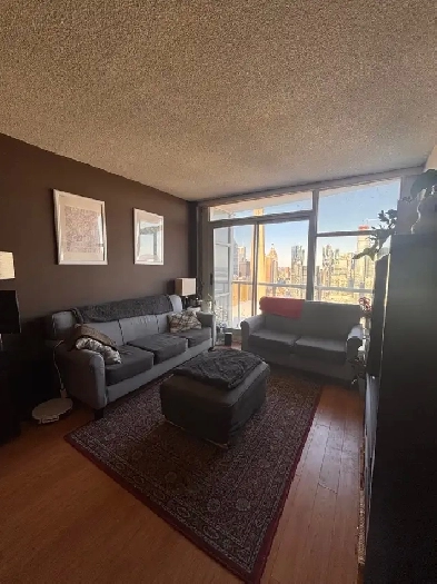 LIVE IN THE SKY - 2ND HIGHEST UNIT - 35 MARINER - MAY 1 Image# 1