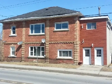 COMING SOON - Beautiful 2 Bedroom- Prescott