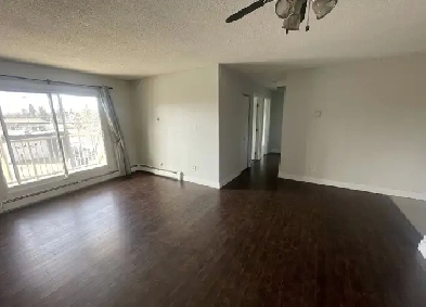 Modern 2 bedroom condo Bridgeland  Renfrew area