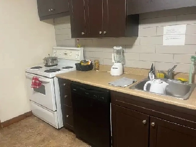 International Student / SLC / Education / Smith Business / Share