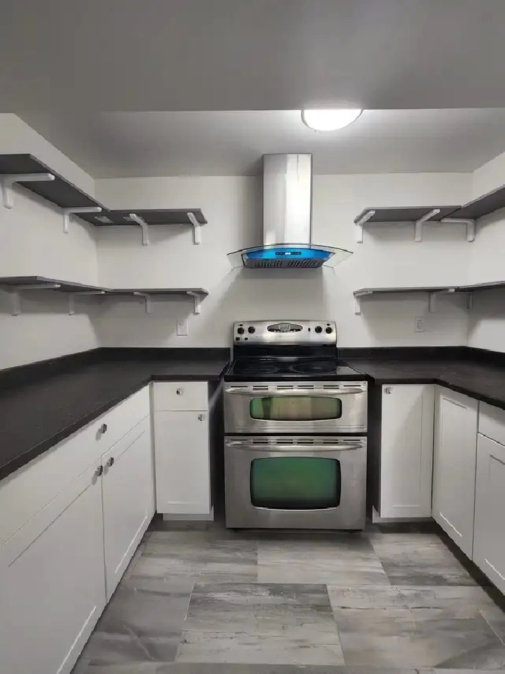 Room for rent - heartland- female only