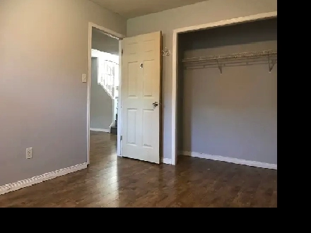 1 room Fanshawe student house on Thurman May 1, 2026 ALL INCLSV Image# 1