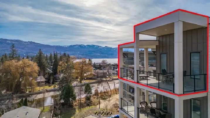 PENTHOUSE CONDO NEAR THE LAKE! 604 529 Truswell Road