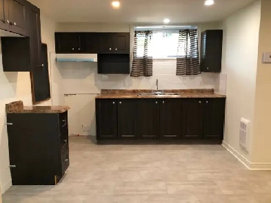 Sorel-Tracy, secteur Tracy,  4 1/2 demi sous-sol à louer Image# 1