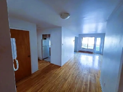 Mois GratuitFree Month 512 Av de Kent Outremont