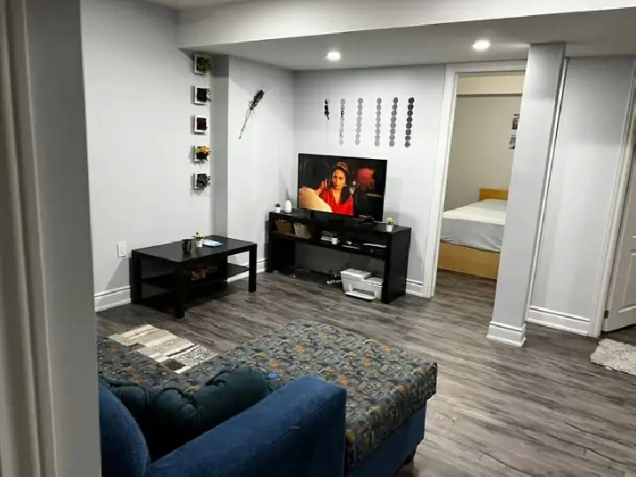 2 BedRoom - Legal Basement - Castlemore - Brampton