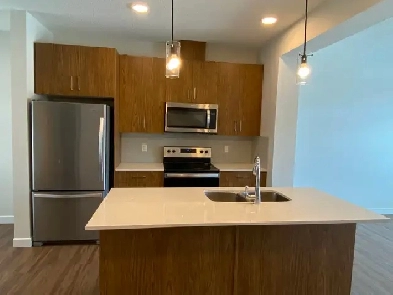 Townhouse in SW Edmonton (Glenridding) for Rent Image# 2