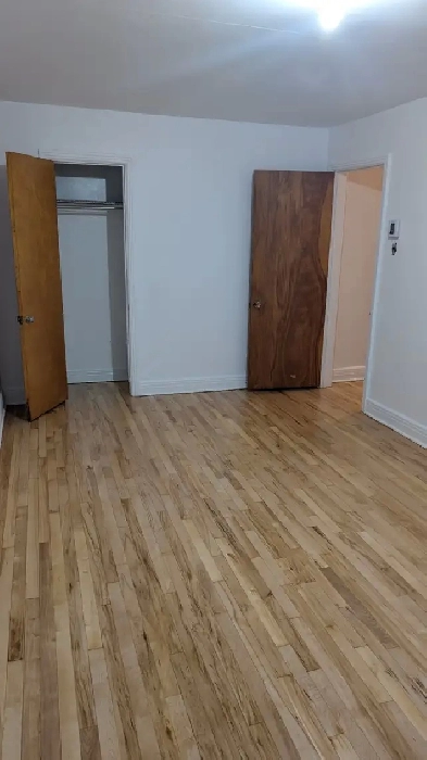 412 Cote des Neiges Rue Linton