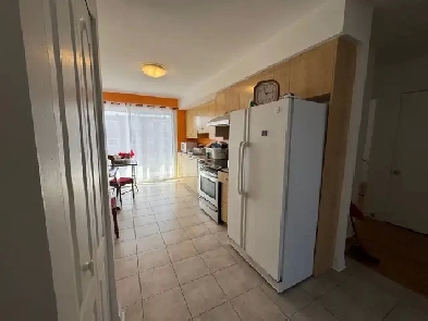 4  Metro Langelier 5 min  pied planchers chauffants