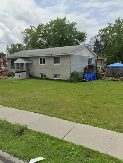 $750 Furnished Room for Rent Cornwall