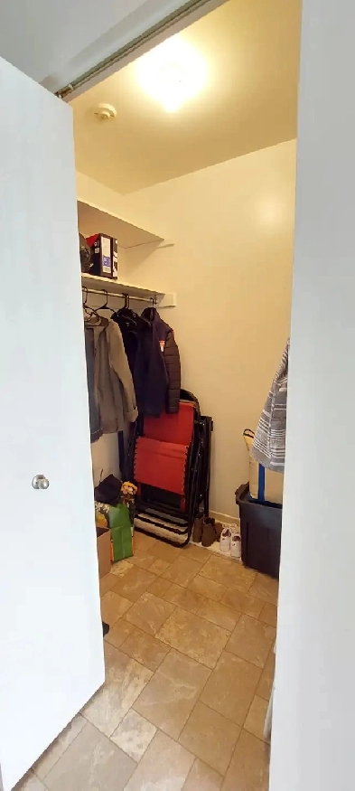 ST-JÉRÔME PETIT 3 1/2 1090$ MEUBLÉ/CHAUFFÉ/WIFI 1er juillet