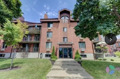 Grand Condo 3 12  louer