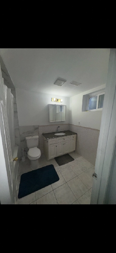 2 bedroom 2 floor spacious basement avail immediately Brampton