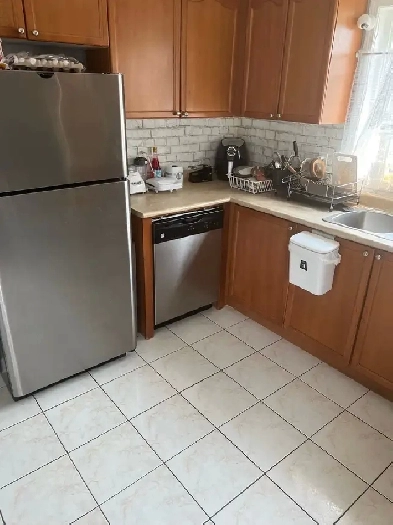 Roommate Pvt Room in House $650