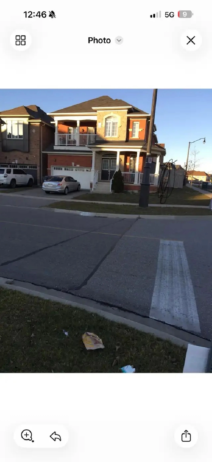 2 bed 1 Bath Legal Basement - $1800