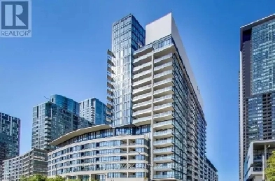 Large 2Bedroom   Den Condo  Downtown Waterfront  Bright  Mod