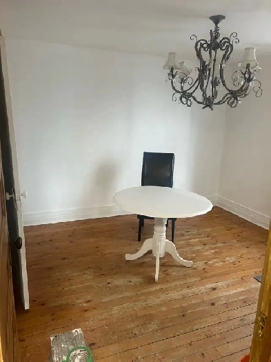 room rental free for reliable person Image# 1