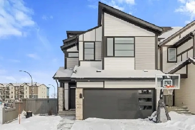 Saint Albert Home for sale Image# 9