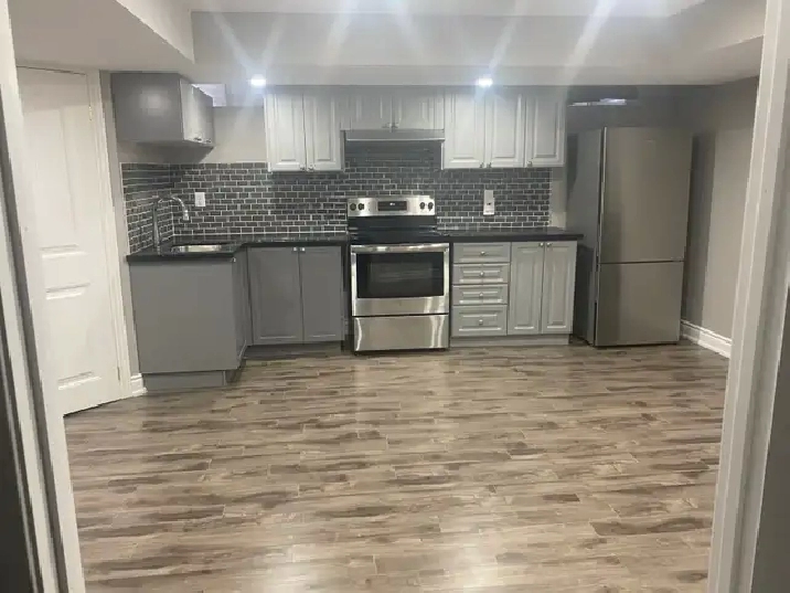 2 bedroom basment for rent in Brampton!