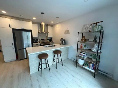 4-1/2 MODERNE À SAINT-HUBERT $1745/MOIS Image# 1