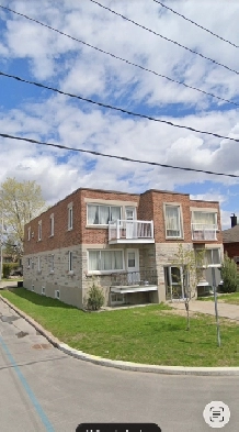 GRAND 4-1/2 LOGEMENT À LOUER VIMONT Image# 1