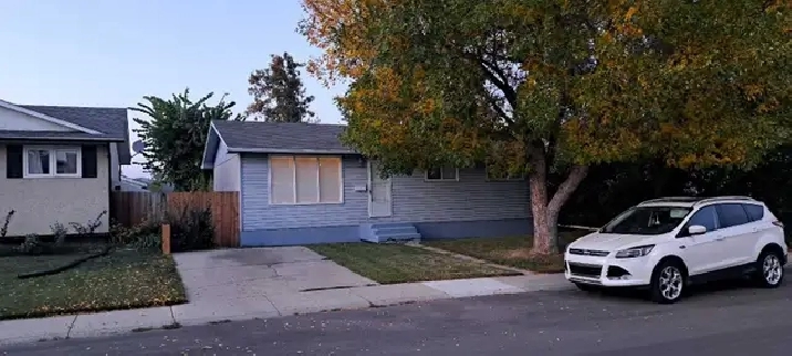 Cozy Updated Family Bungalow