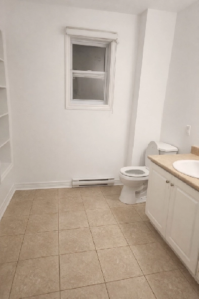 Spacious 3 Bedroom Apartment – Quinpool Road – Parking Included Image# 2