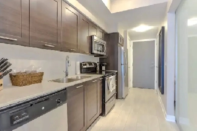 Fantastic 1 Bedroom w/Balcony   Parking at Bathurst & Fort York Image# 1