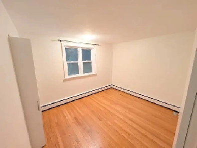 1 Bedroom Apartment Downtown (Unit 1 Duplex) Image# 1