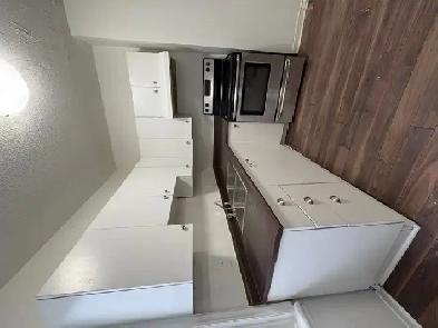 Spacious 2-Bedroom Unit for Rent in a Downtown Ottawa! Image# 14