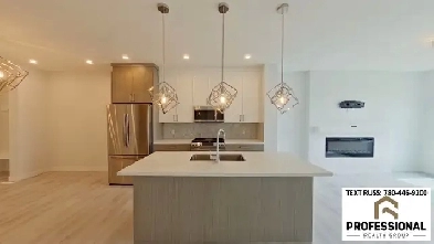 3 Bedroom / 2.5 Bathroom MAIN SUITE in SW Edmonton with Garage Image# 9