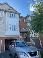 Townhouse for rent - Nepean (Central Park) Image# 1
