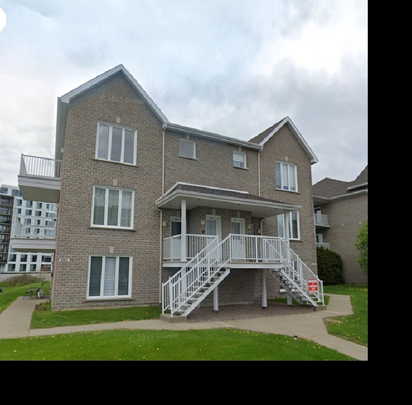 Grand 4 ½ à louer - Lévis (Desjardins) -  418 832-0124