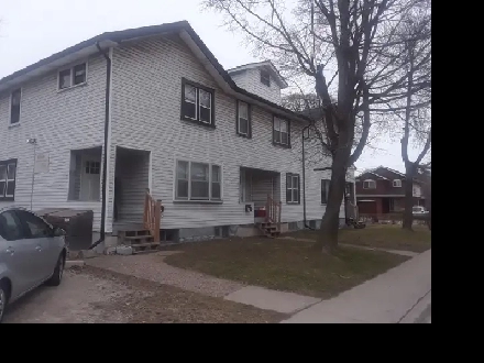 unit for rent-every close to university and riverside Image# 1