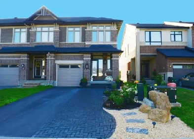 End Unit Townhome For Rent In Riverside South/Manotick Image# 6