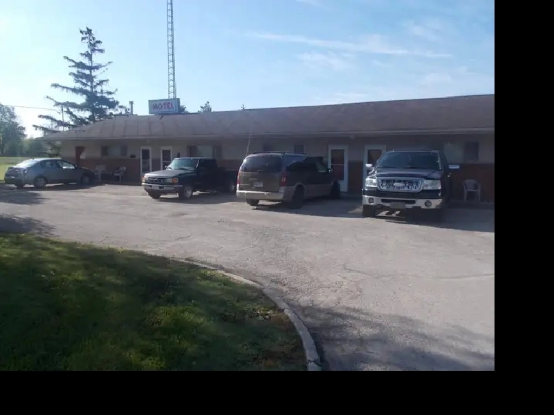 Bachelor Apartment Available FOR RENT between Lambeth Delaware!