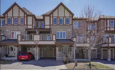 Pickering Townhome for Rent Image# 1