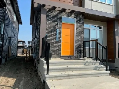 Gorgeous 1 Bed and 1 Bath House in Keswick Drive Image# 4