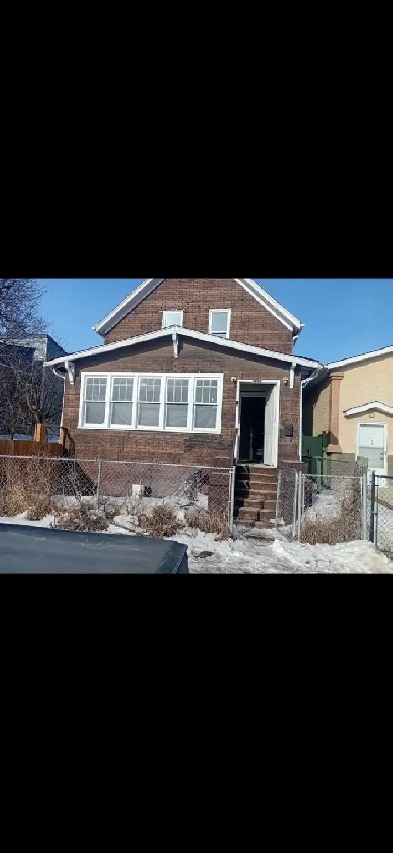 House for rent on Dufferin Ave. Image# 9