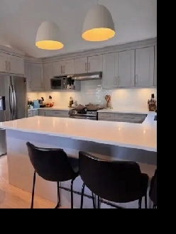 Beautiful Clean cozy 2Bedroom Loft for Rent in Central Ladner